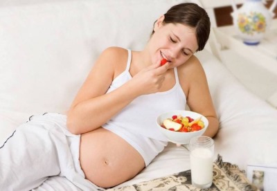 人体星空体育厂家提醒孕期不同阶段钙的需求也不同-山东国康