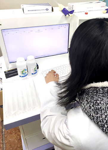 山东国康提示判别医用药店微量元素检测仪厂家实力的三个技巧有哪些？